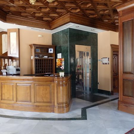 Hotel Aranda Aranda de Duero Zewnętrze zdjęcie